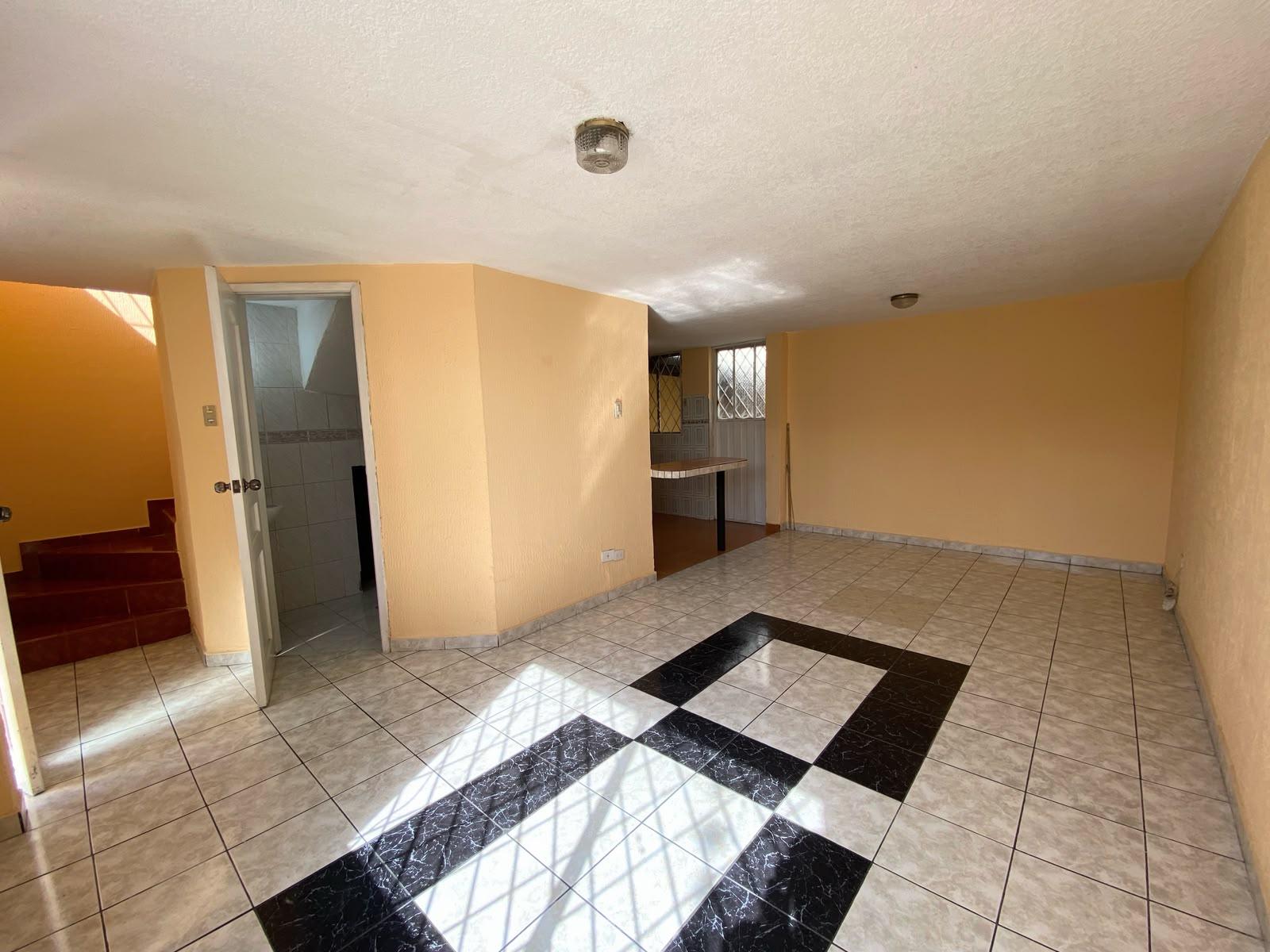 Casa en venta en Pichincha | Quito | Mitad del Mundo, Av. Manuel Cordoba Galarza / Mitad del Mundo, 125 m²