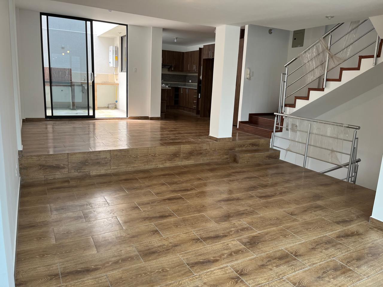 House for sale in Pichincha | Quito | Carcelén, CASA EN VENTA - PONCEANO 258 m2