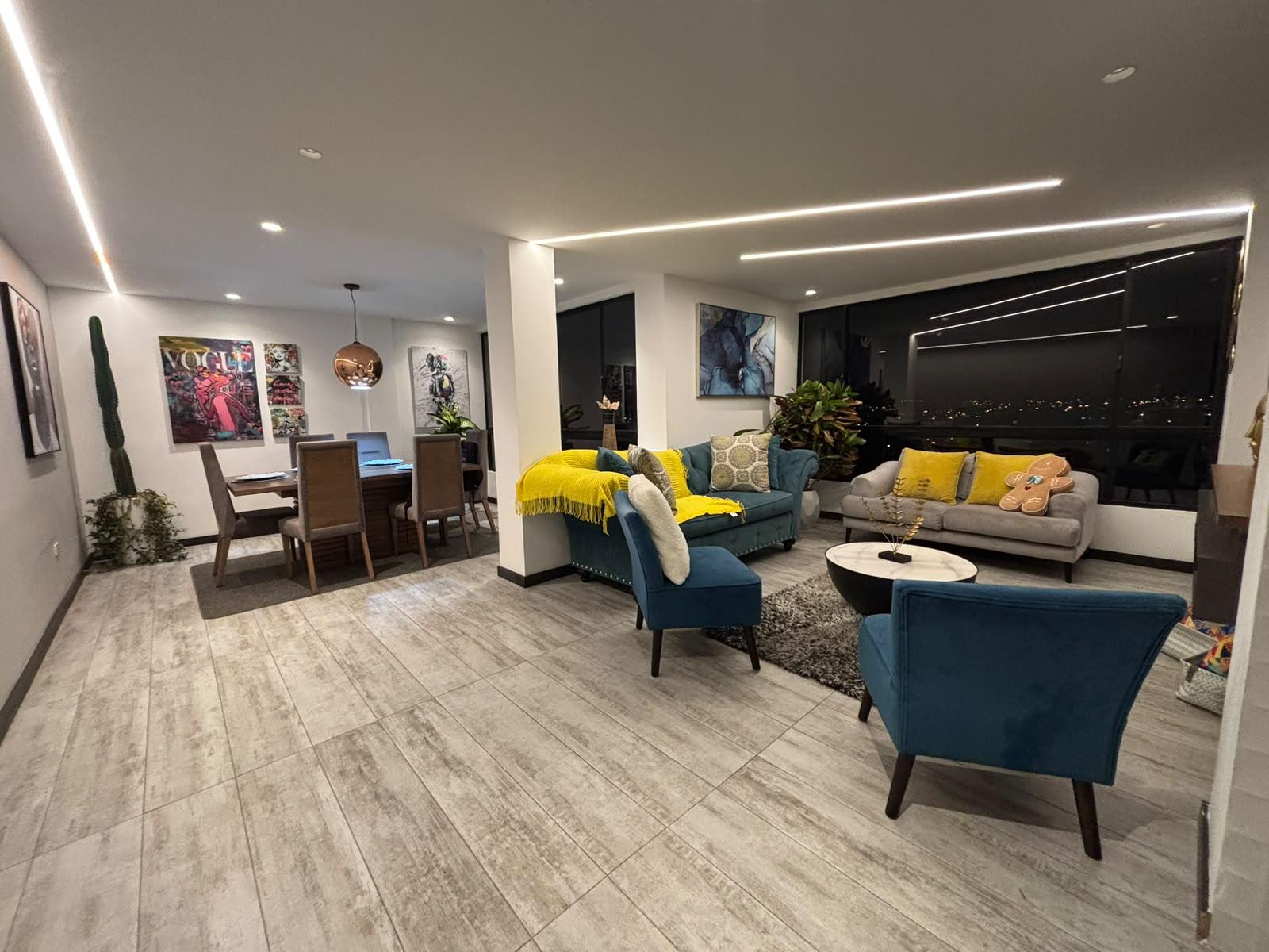 Departamento en venta en Pichincha | Quito | Tumbaco, Calle Los Arupos (Tumbaco), 256 m²