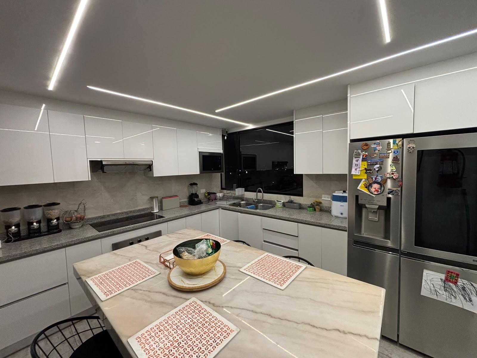 Departamento en venta en Pichincha | Quito | Tumbaco, Calle Los Arupos (Tumbaco), 256 m²