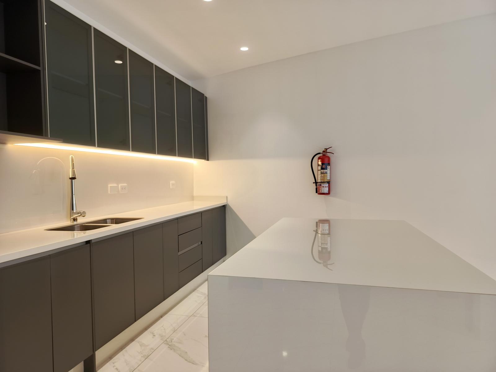 Luxury Suite for Sale, Brand New, La Granda Centeno Sector, Club-Style Residential Building 4