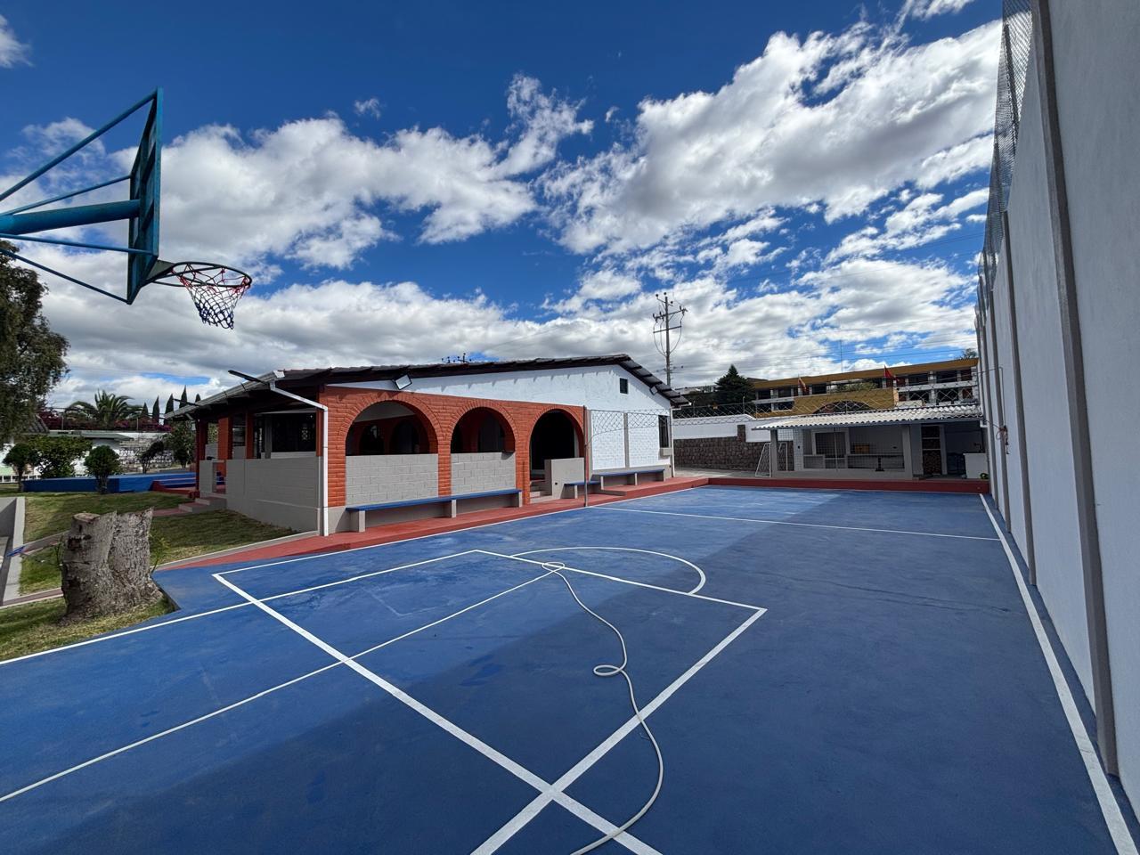 Quinta en venta en Pichincha | Quito | Los Chillos, Mirasierra y de los Piqueros - Valle de los Chillos, 582 m²