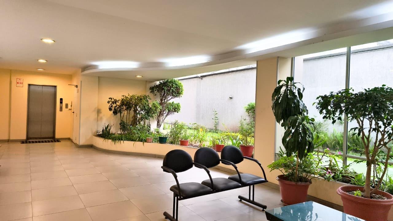 Apartment on 12 de Octubre 5