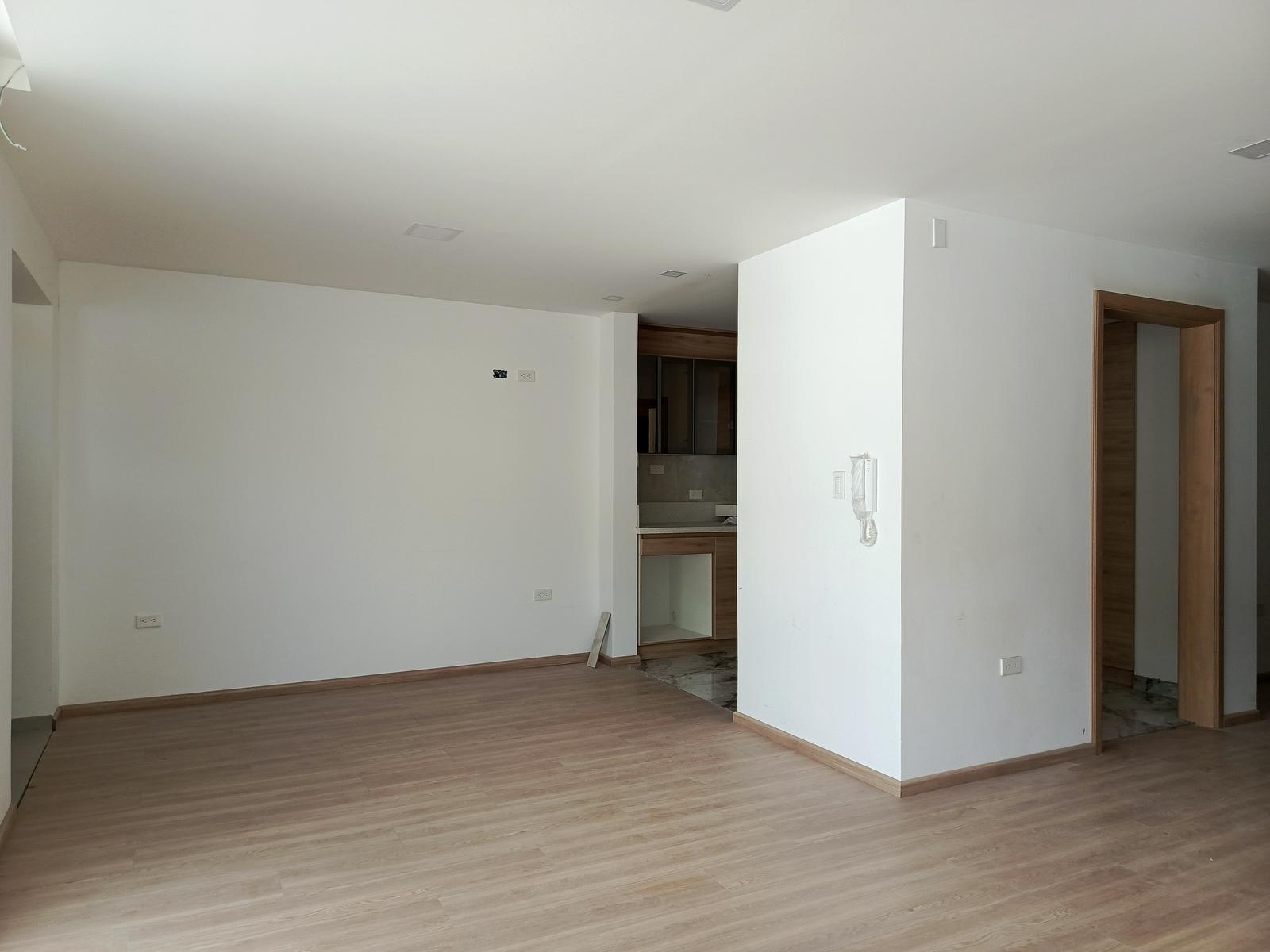 Brand New Apartment for Sale in La Florida Alta Near ANT, on Av. Occidental 5
