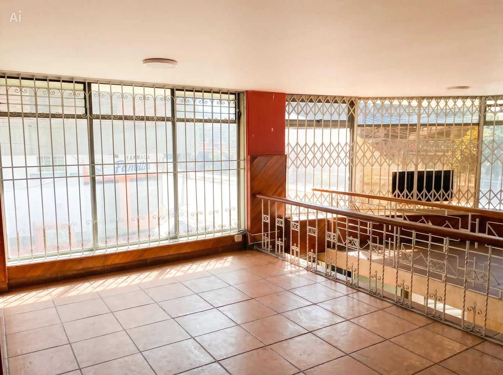 Local en alquiler en Pichincha | Quito | Rumipamba, AI | Local comercial en renta 170 mts, Av 10 de agosto sector Rumipamba, 170 m²