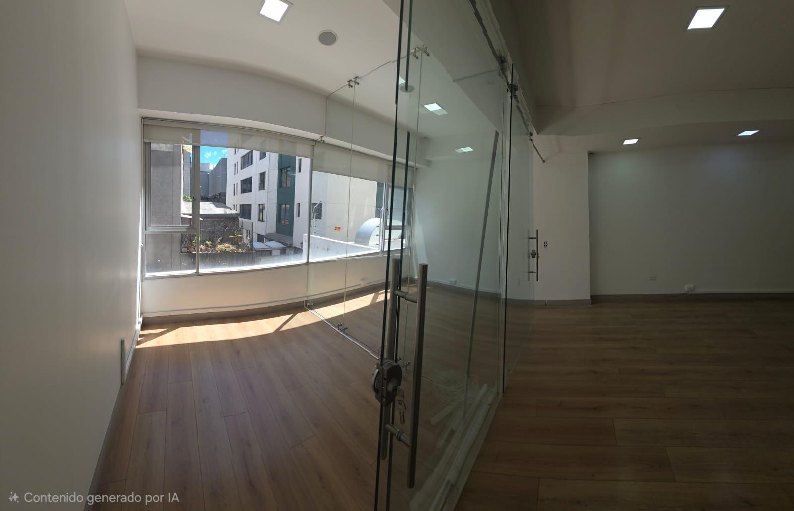 Departamento en alquiler en Pichincha | Quito | La Carolina, OFICINA EN RENTA EN QUITO, JUNTO AL MALL EL JARDIN