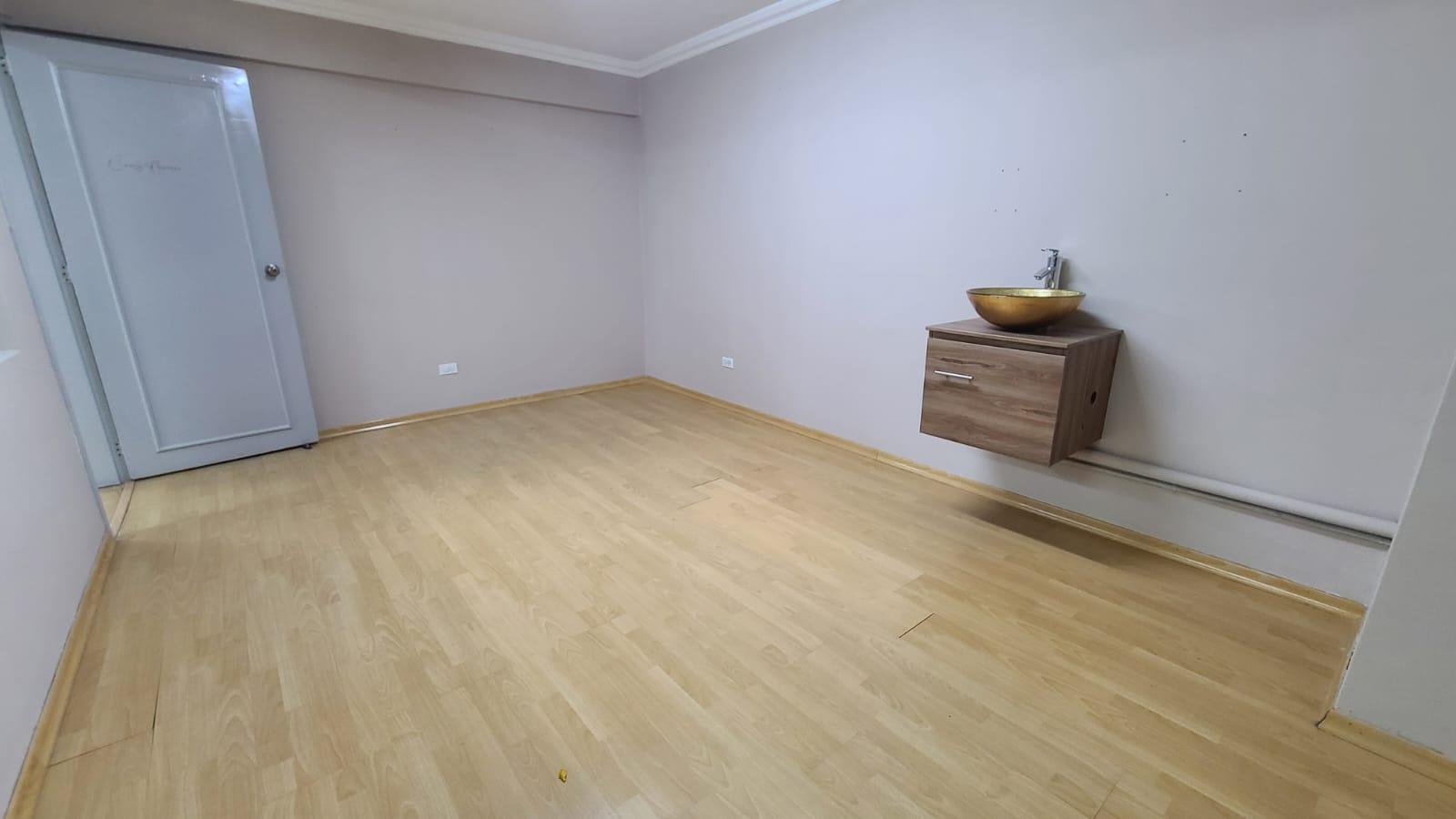Oficina en alquiler en Pichincha | Quito | Centro Norte, av de la Prensa y Mariano Echeverria, 60 m²