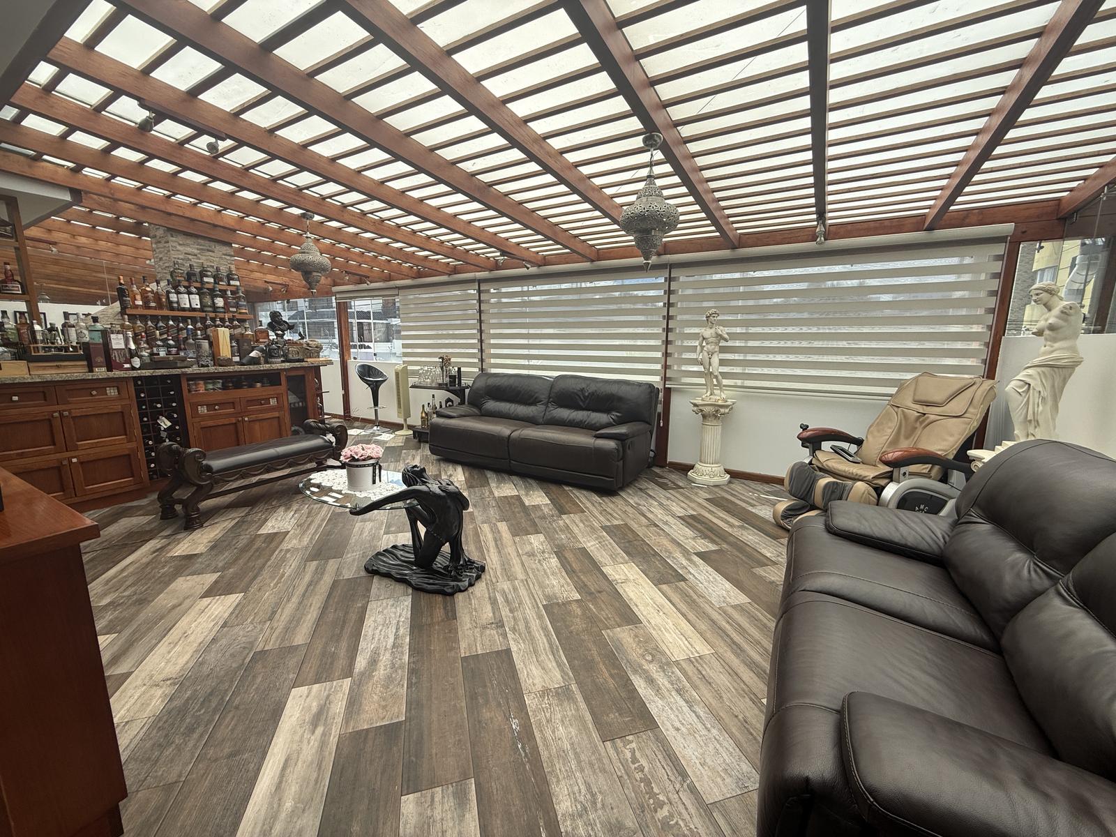 Casa en venta en Pichincha | Quito | Amagasí, San José y De los Guayacanes, 271 m²