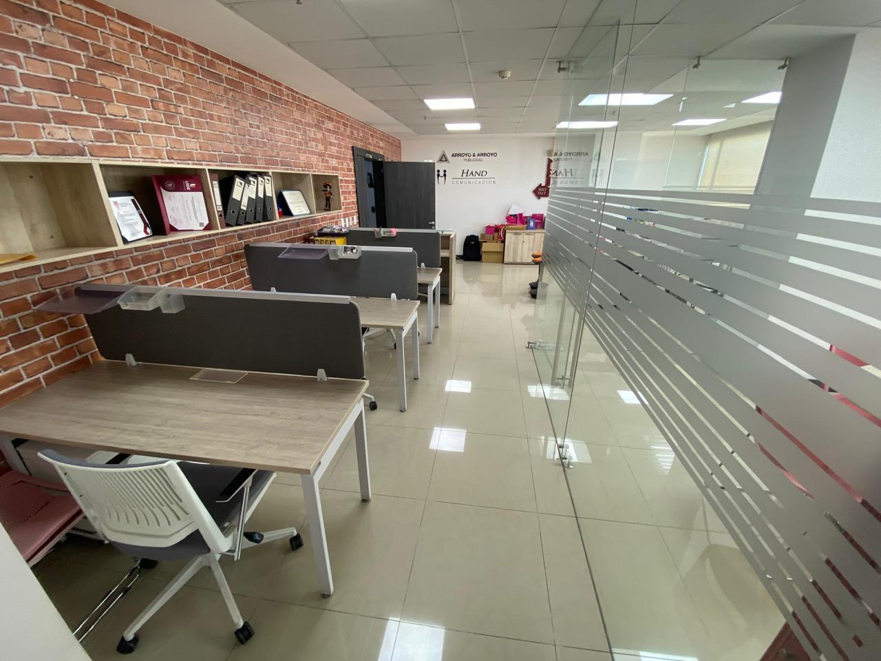 Office in La Carolina 4