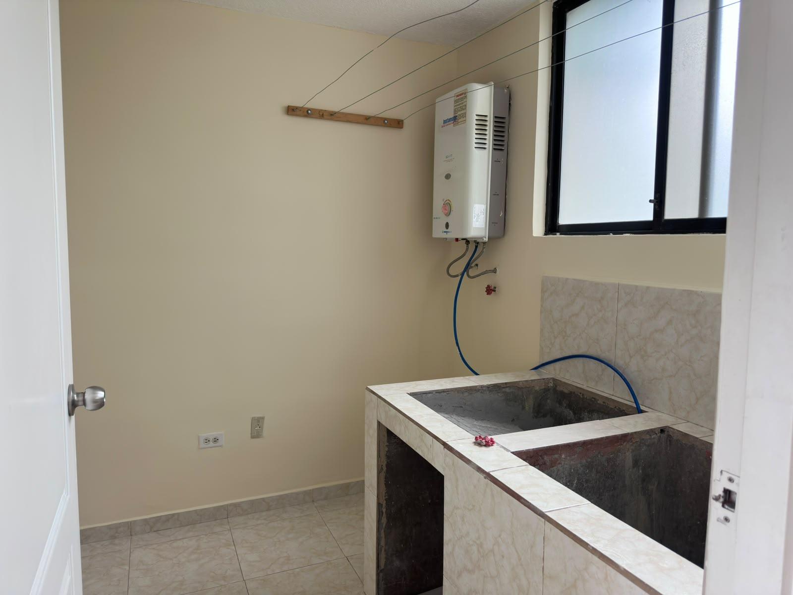 Departamento en venta en Ecuador | Imbabura | Ibarra, Ibarra, Av Cristobal de Troya al 400, 95 m²