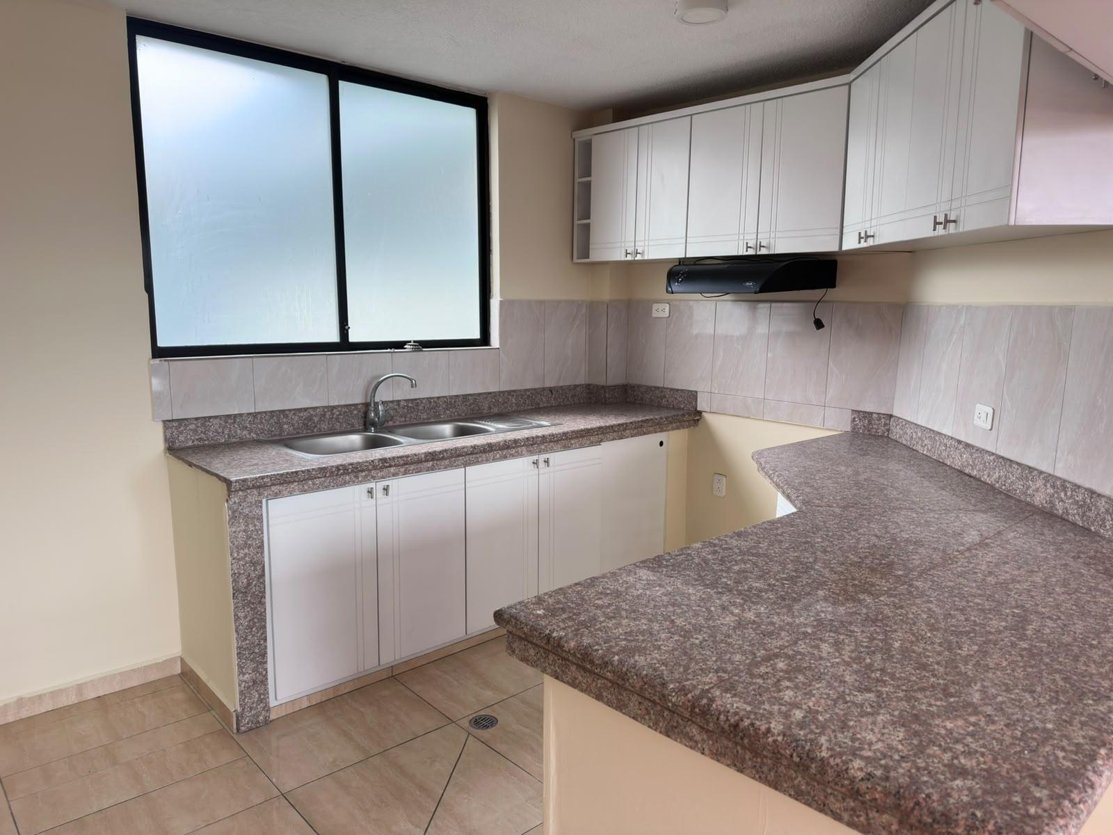 Departamento en venta en Ecuador | Imbabura | Ibarra, Ibarra, Av Cristobal de Troya al 400, 95 m²