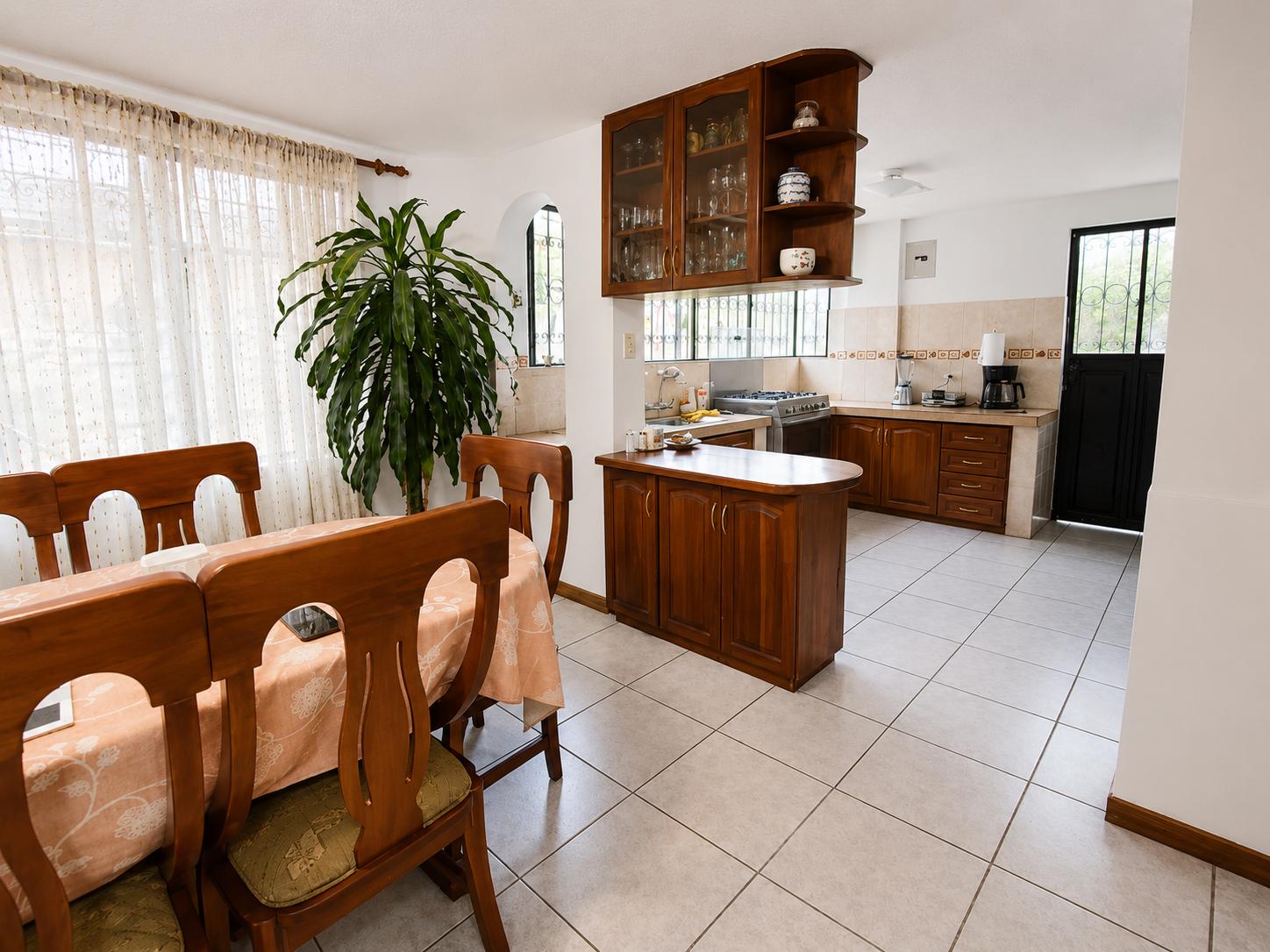 Casa en venta en Pichincha | Quito | Monjas, San Jose de Monjas, Av Simon Bolivar, Alma Lojana, Jardin del Valle, Patrimonio Familiar, Loma de Puegasí, Obrero Independiente, Las Mallas, Colegio Montufar, La Napo, Av General Rumiñahui, El Desvio