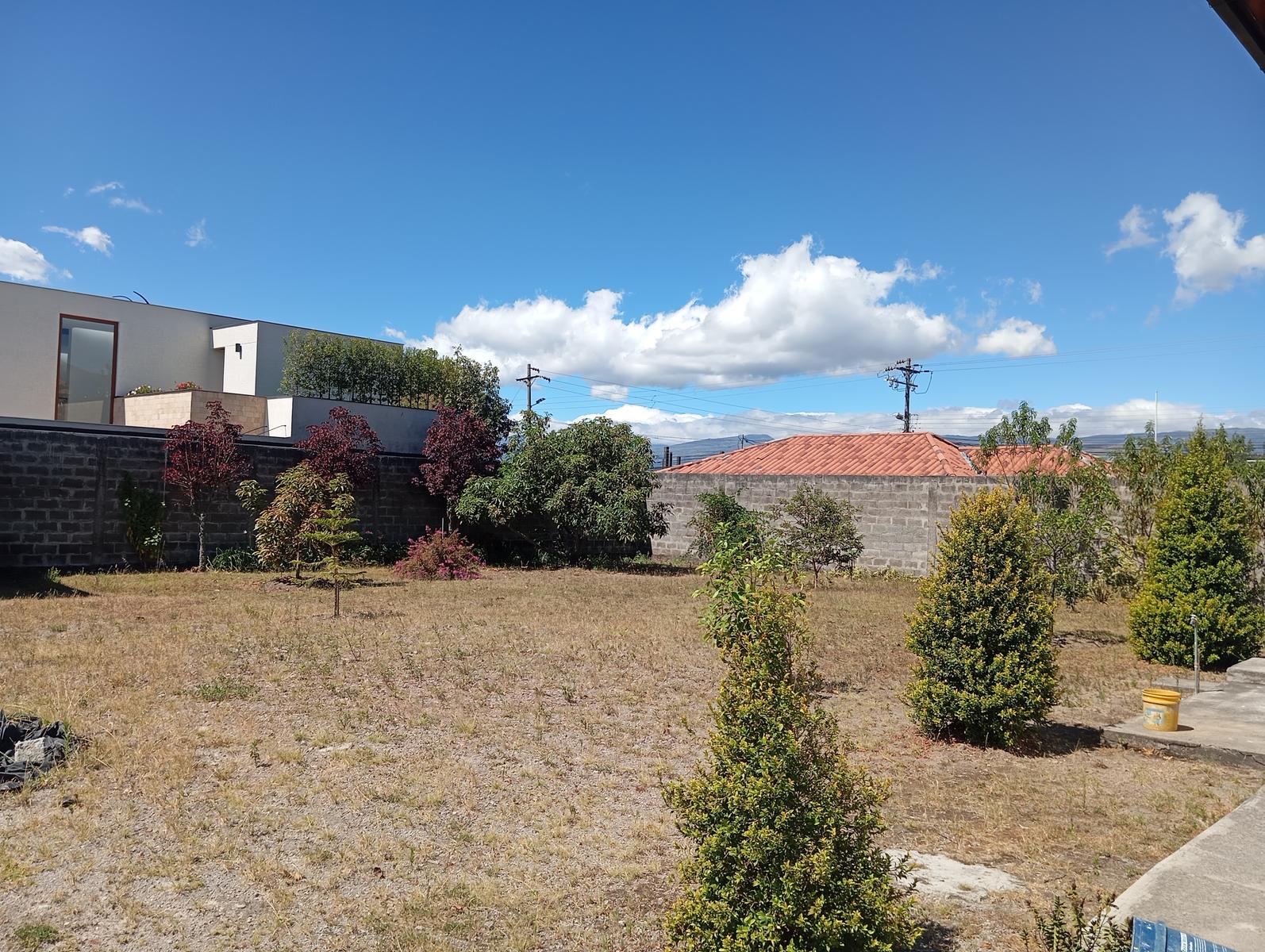 Casa en venta en Pichincha | Quito | Los Chillos, AI | Elegante Casa en Venta San Pedro de Taboada, Capelo 307m2 de construcción 954 mts de terreno, 307 m²