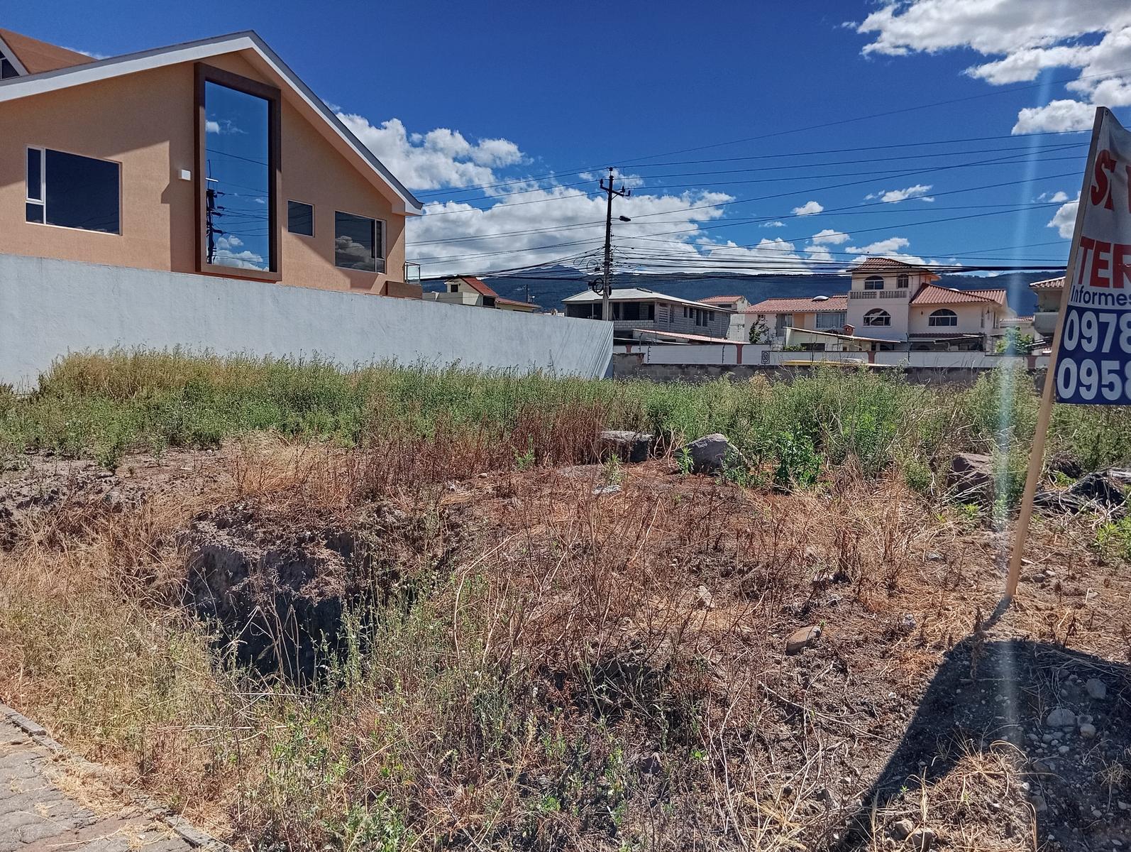 Terreno en venta en Pichincha | Quito | Tumbaco, AI | Terreno en Venta 363 m2 Alcázar de la Hacienda, Valle de Los Chillos