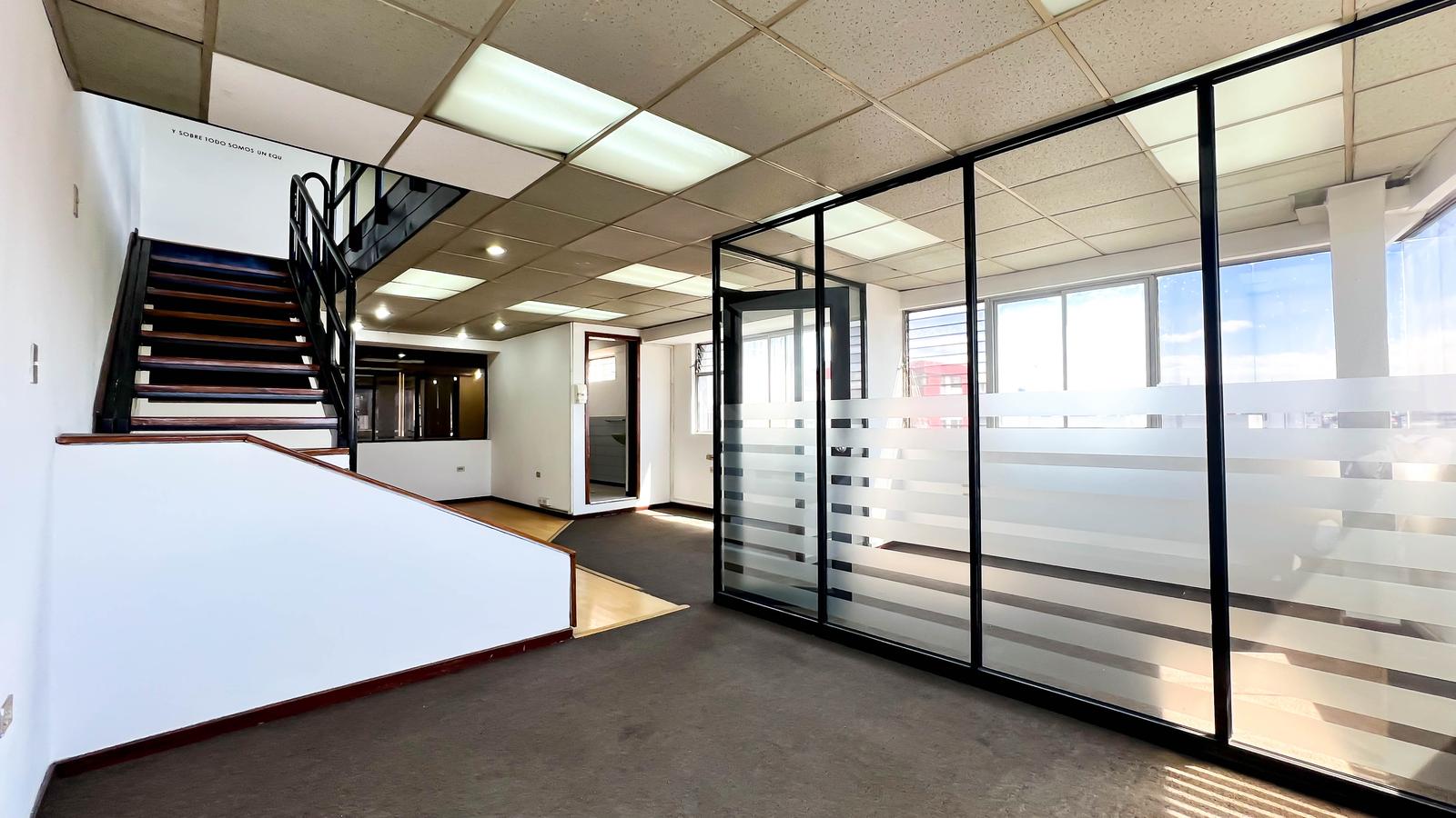Duplex Office for Rent Av. Amazonas 135 m² 2