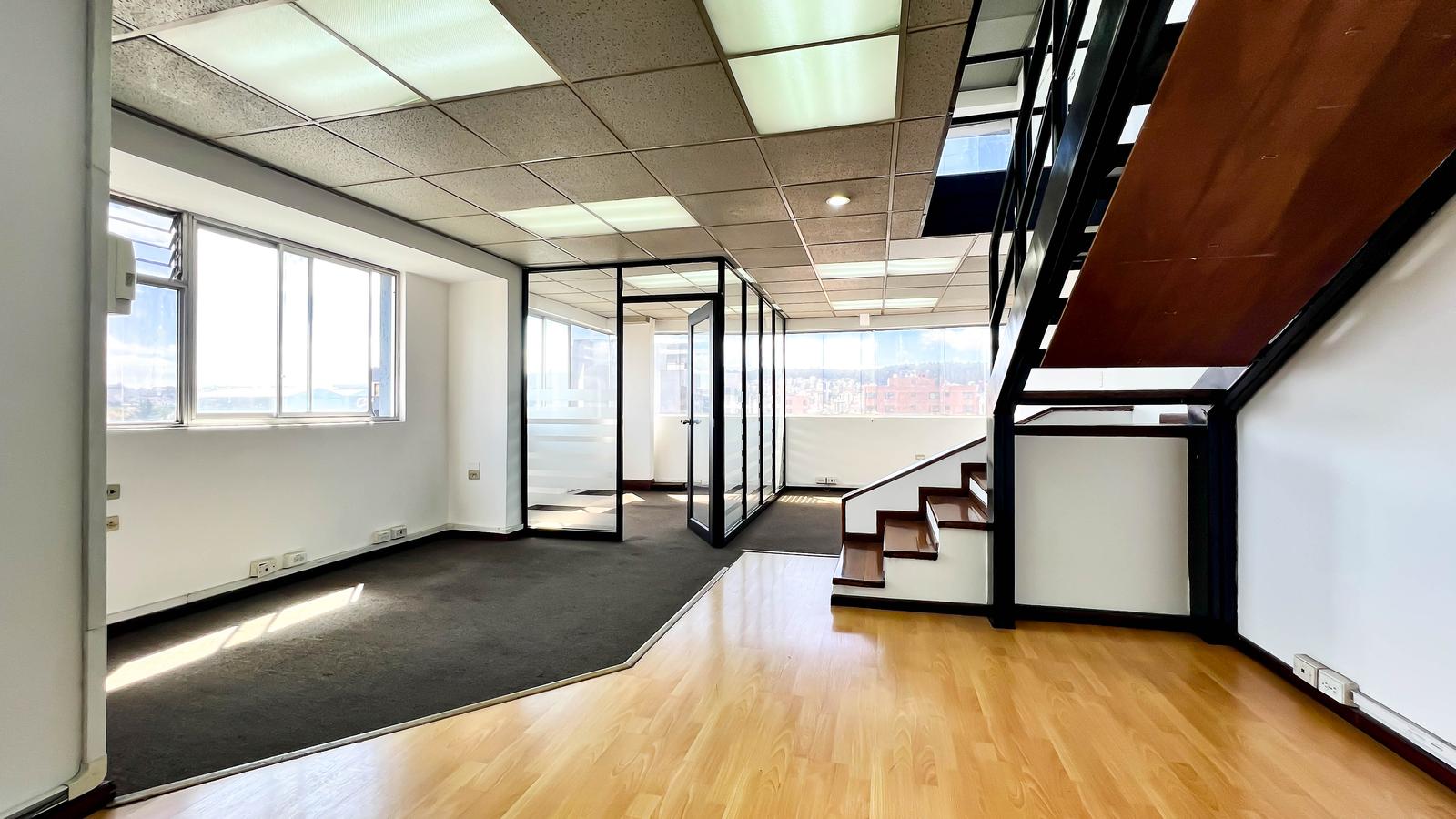 Duplex Office for Rent Av. Amazonas 135 m² 3