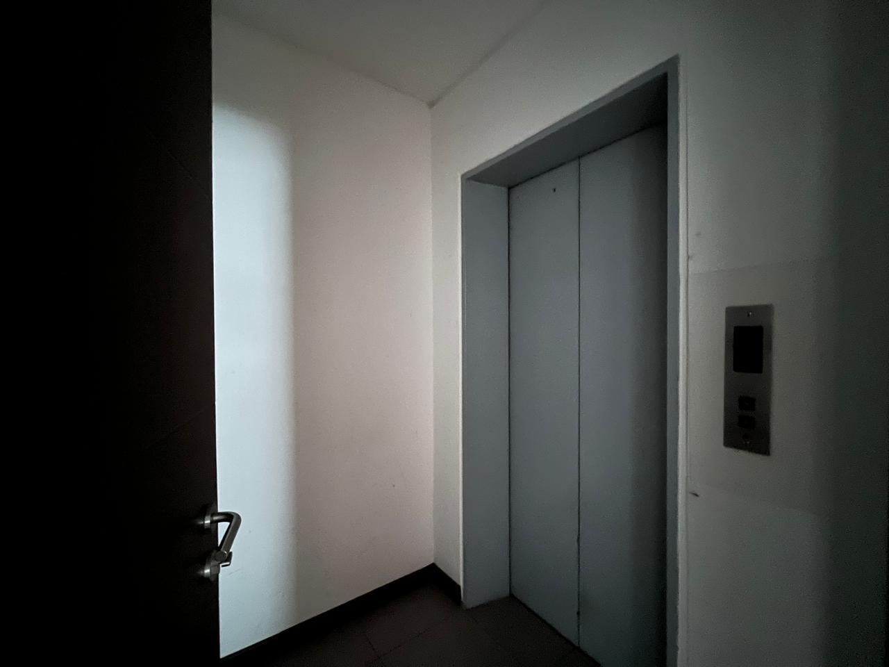 Oficina en venta en Pichincha | Quito | El Batán, Humboldt y Av. La Coruña, 464 m²