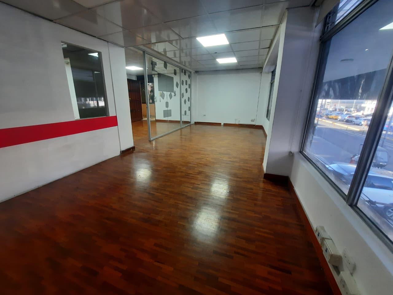 Office for Rent on A. Amazonas, 1st Floor 4