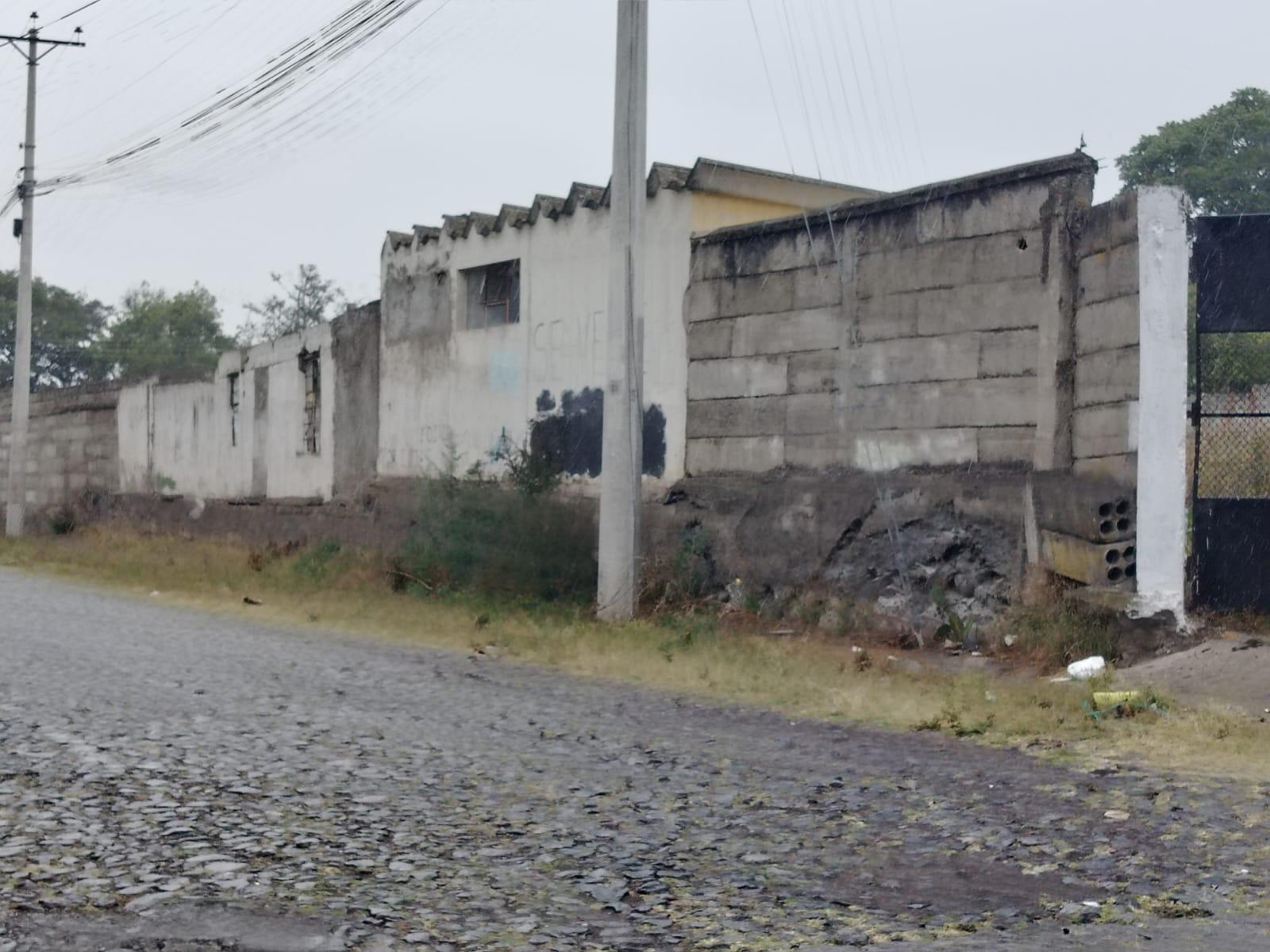 Land in Andrade Marín 5