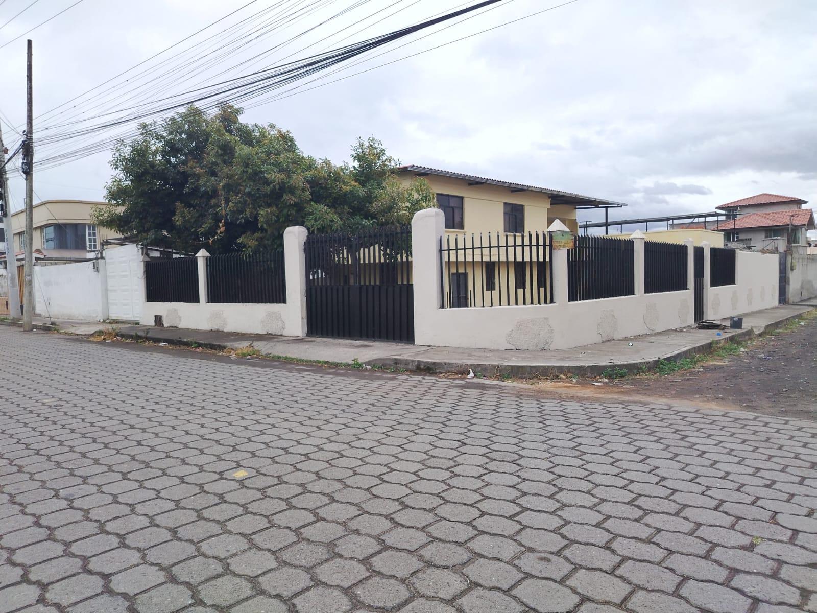 Casa en venta en Imbabura | Antonio Ante | Natabuela, Velasco Ibarra -Simón Bolívar, 131 m²