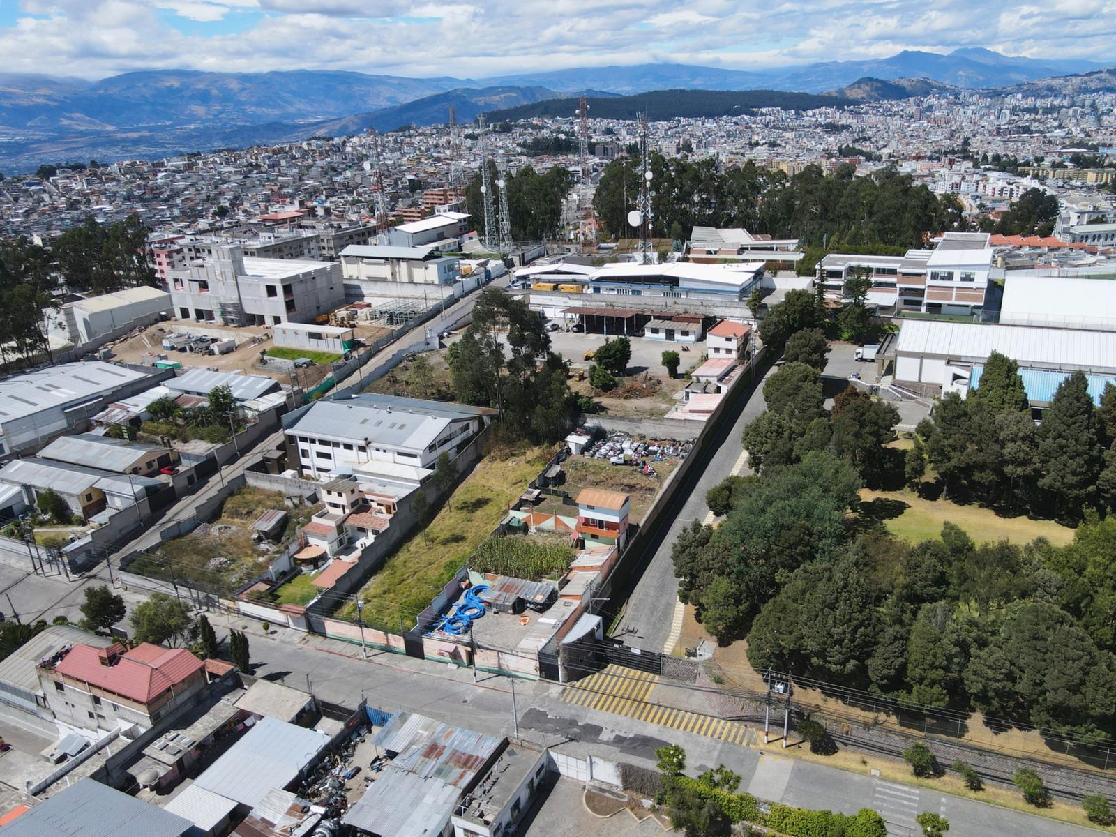Terreno en venta en Pichincha | Quito | Santa Lucía Alta, N65 Manuel Ambrosi Collaloma Comité del Pueblo