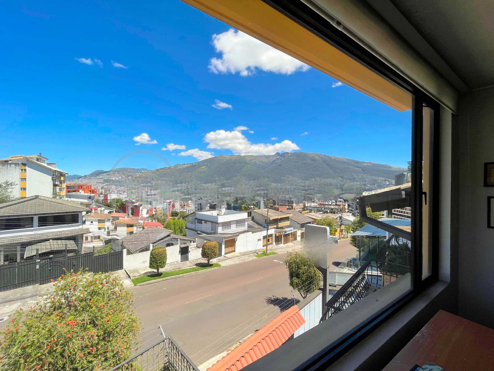 Casa en venta en Pichincha | Quito | Bellavista, Guanguiltagua Batán Alto, 612 m²