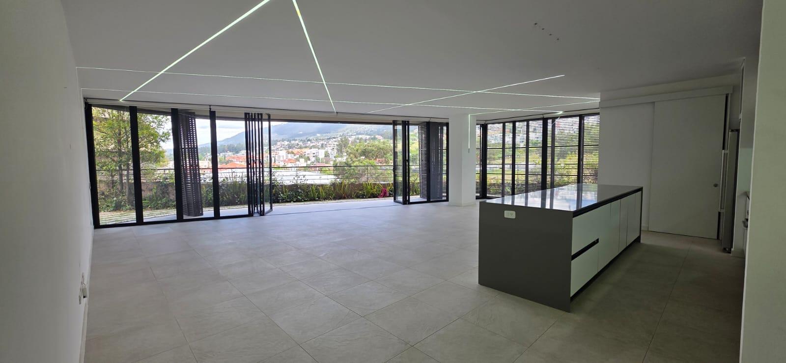 Apartment in Cumbayá 3
