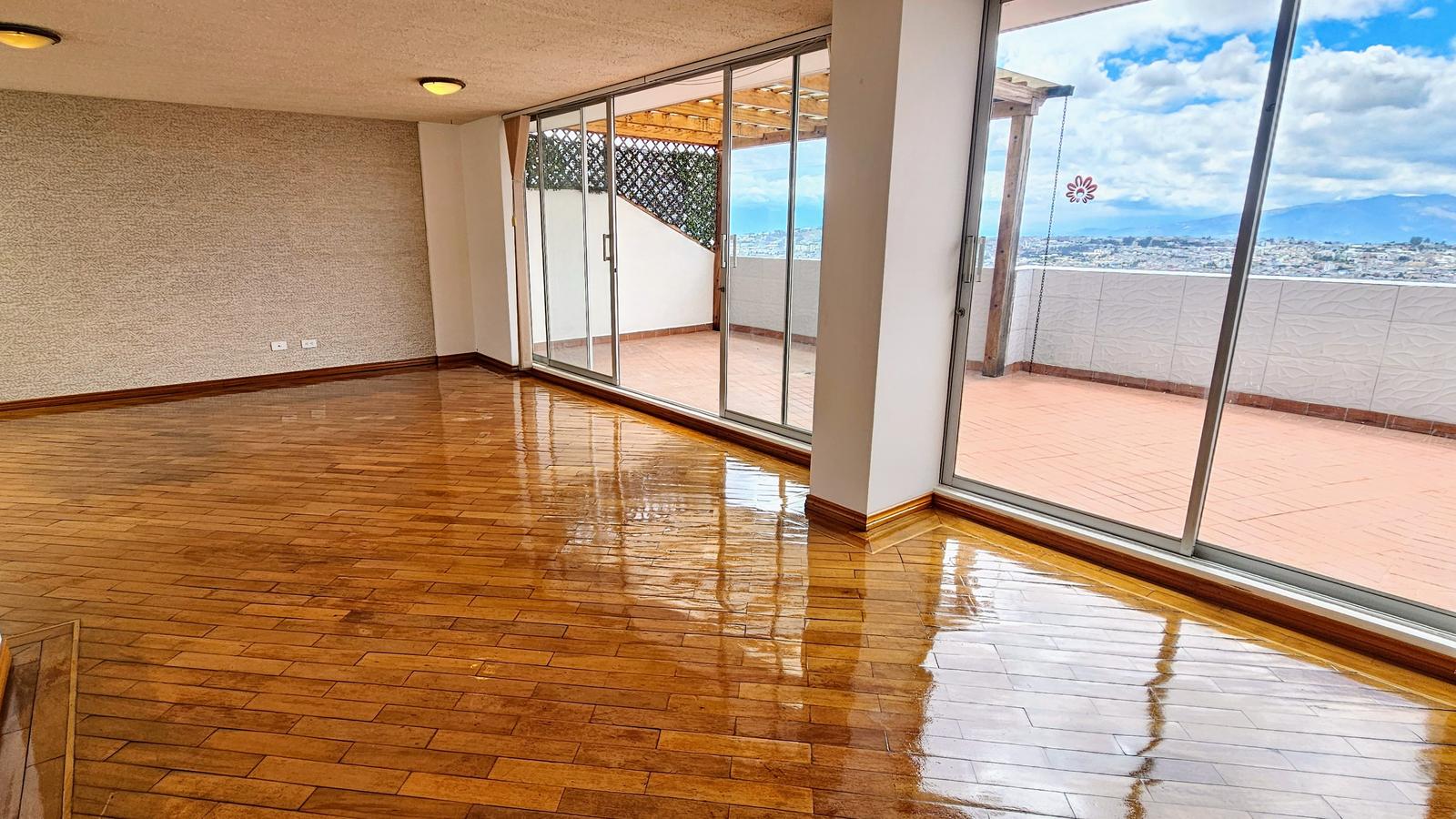 Departamento en venta en Pichincha | Quito | El Pinar, Pinar Alto, 214 m²