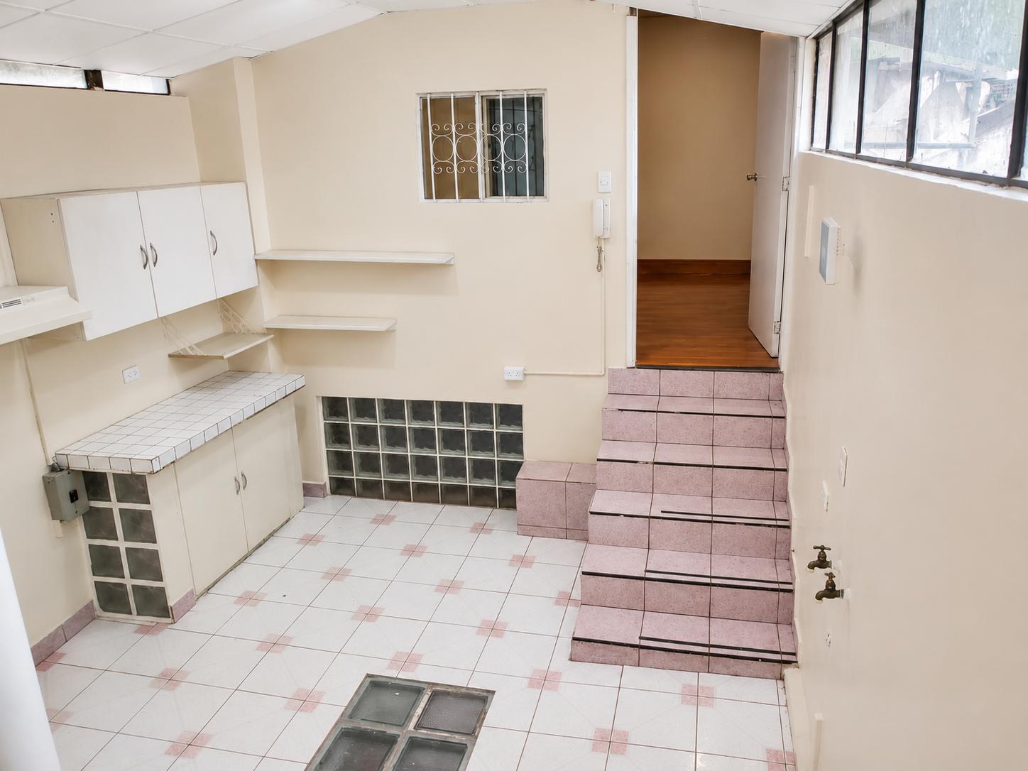 Departamento en alquiler en Pichincha | Quito | Centro de Quito, 10 de Agosto. La Alameda, El Ejido, Puente del Guambra, Colegio Mejia, Colegio Espejo, Hospital Eugenio Espejo, La Maternidad, 70 m²