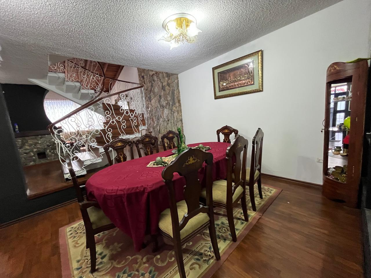 Casa en venta en Pichincha | Quito | La Florida, Yumbos entre José Herboso y Eduardo Naula, 551 m²