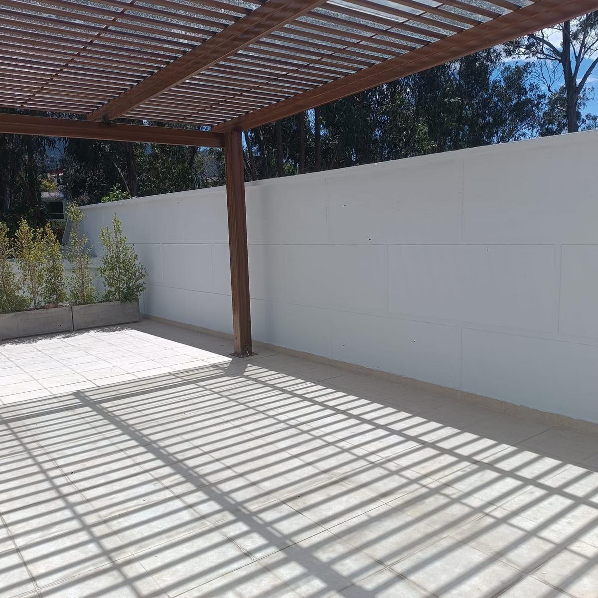 Departamento en venta en Pichincha | Quito | Cumbayá, CUMBAYA dentro de Urb. La Florencia,, 228 m²
