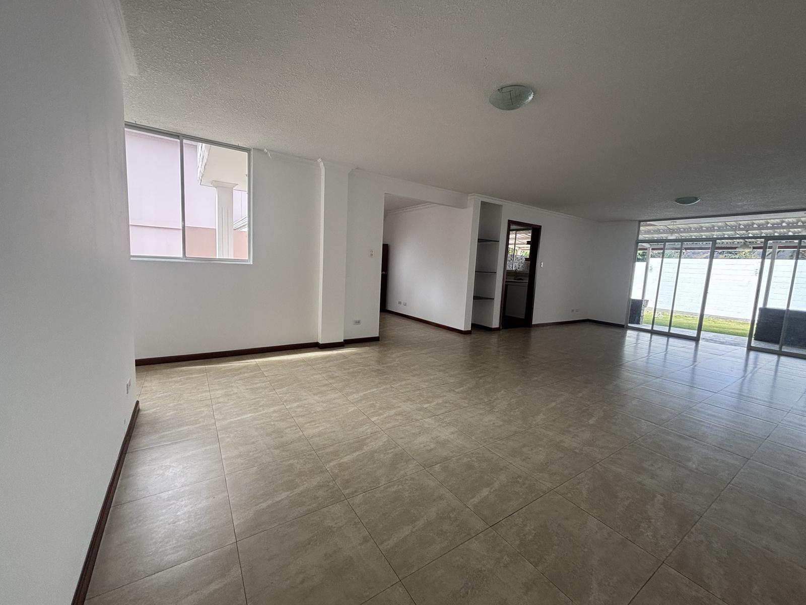 Casa for sale in Pichincha | Quito | La Armenia, Sebastian de Calle Sebastian de Benalcazar, 234 m²
