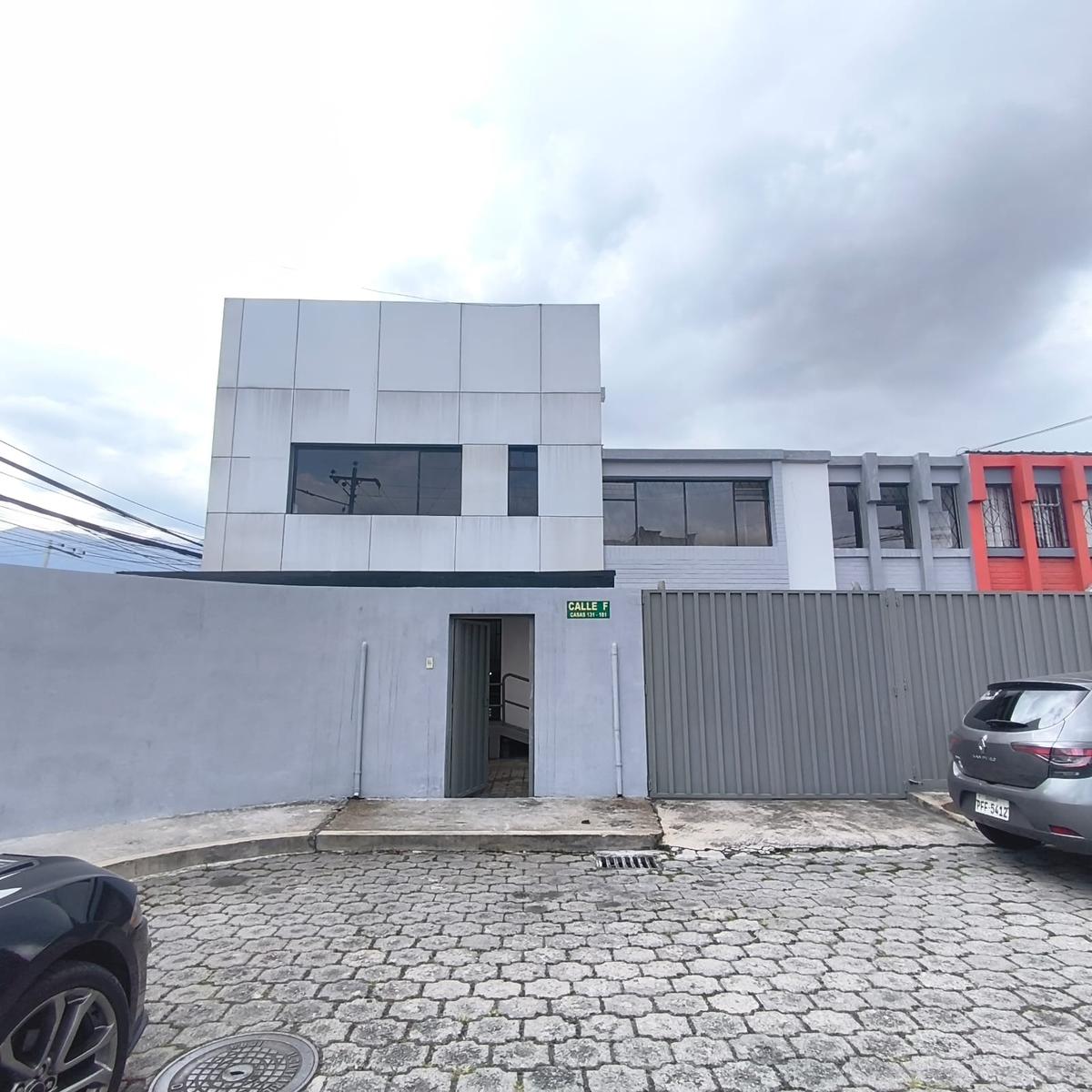 SALE: Strategic Commercial Corner with Secure Home in Kennedy 2
