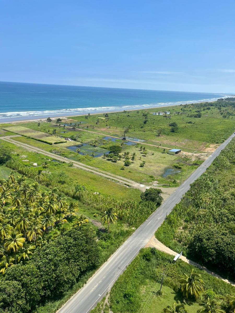 Terreno en venta en Manabí | Pedernales | Cojimíes, Vía Pedernales - Cojimíes