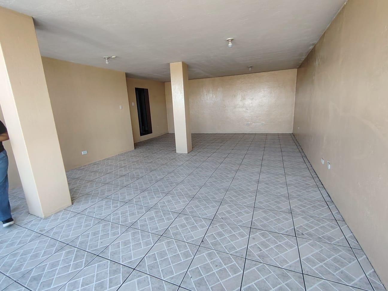 Local en alquiler en Pichincha | Quito | Guamaní, Av. Mariscal Sucre, El troje. Av. Pedro Vicente Maldonado, Caupicho, La Victoria, 80 m²