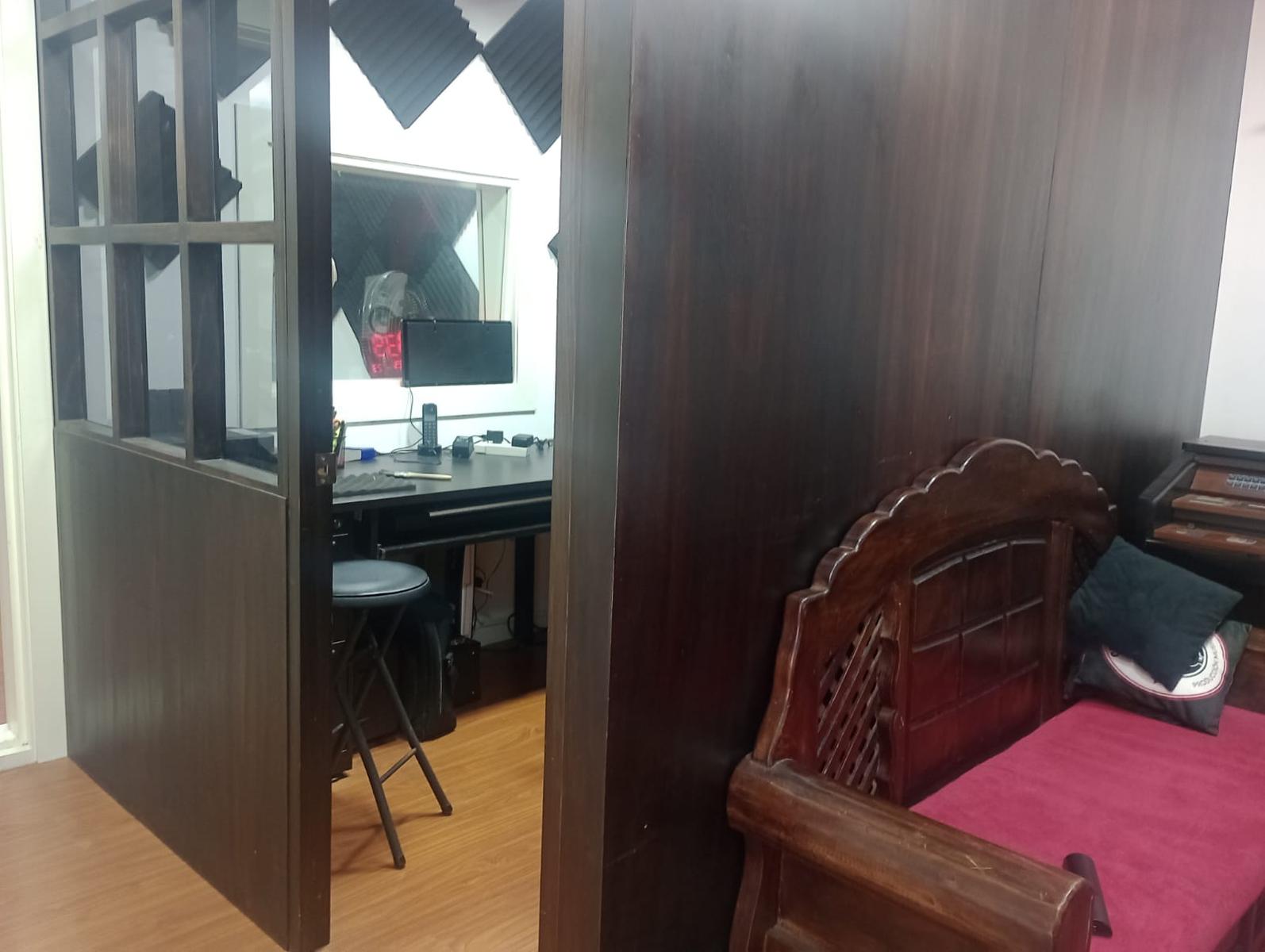 Oficina en venta en Ecuador | Pichincha | Quito, AV. 10 DE AGOSTO A POCOS PASOS DE LA AV. COLÓN, 44 m²