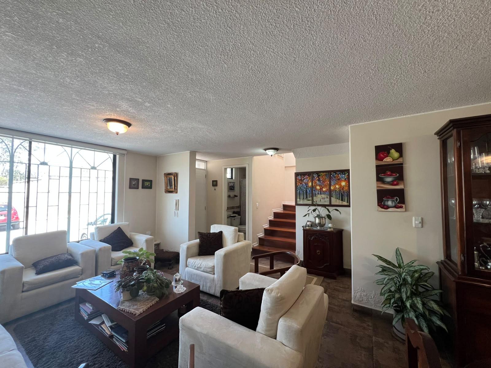 Casa en venta en Pichincha | Quito | Mitad del Mundo, A minutos de la UNASUR, 120 m²