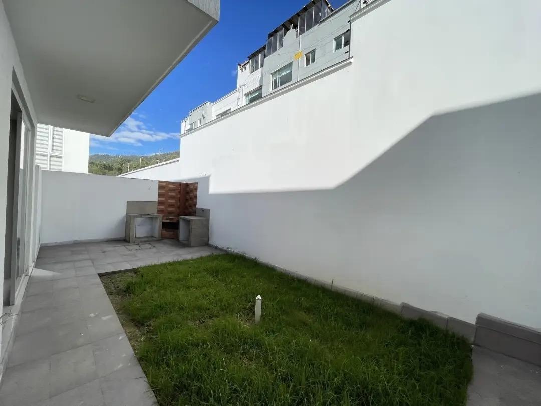 Casa en venta en Pichincha | Quito | Nayón, Elías Sinalín y Antonio José de Sucre, 217 m²