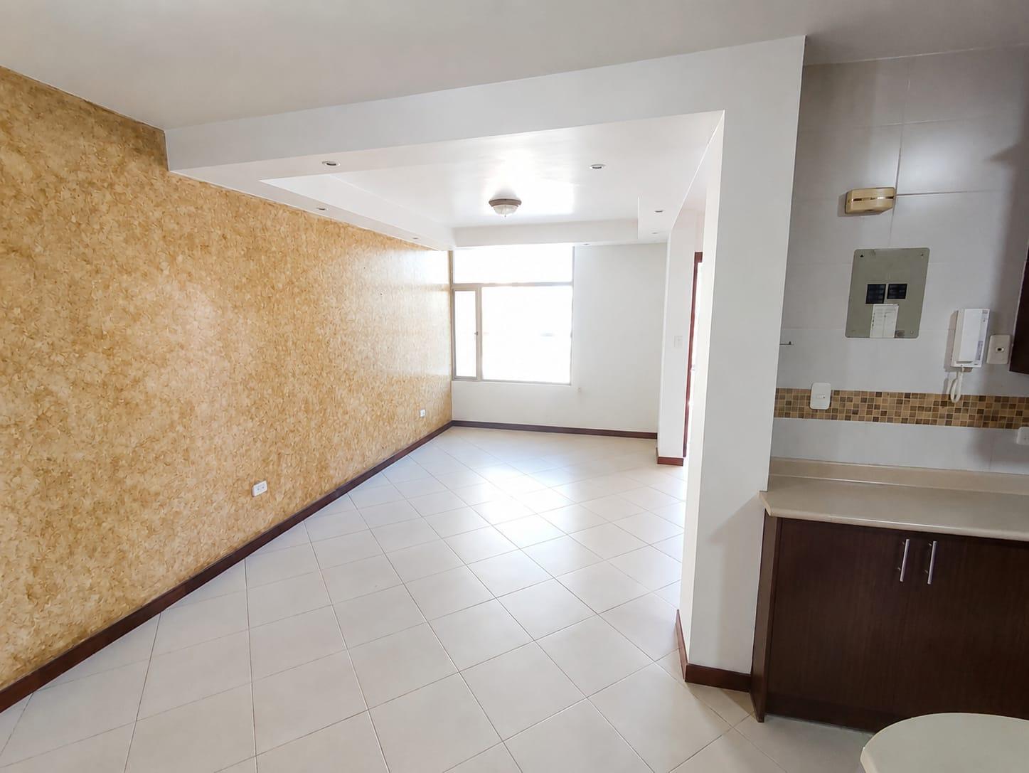 Casa en venta en Pichincha | Quito | Mitad del Mundo, Vendo Casa en Mitad del Mundo, San Antonio de Pichincha, Conjunto Portal del Oasis, 180 m²