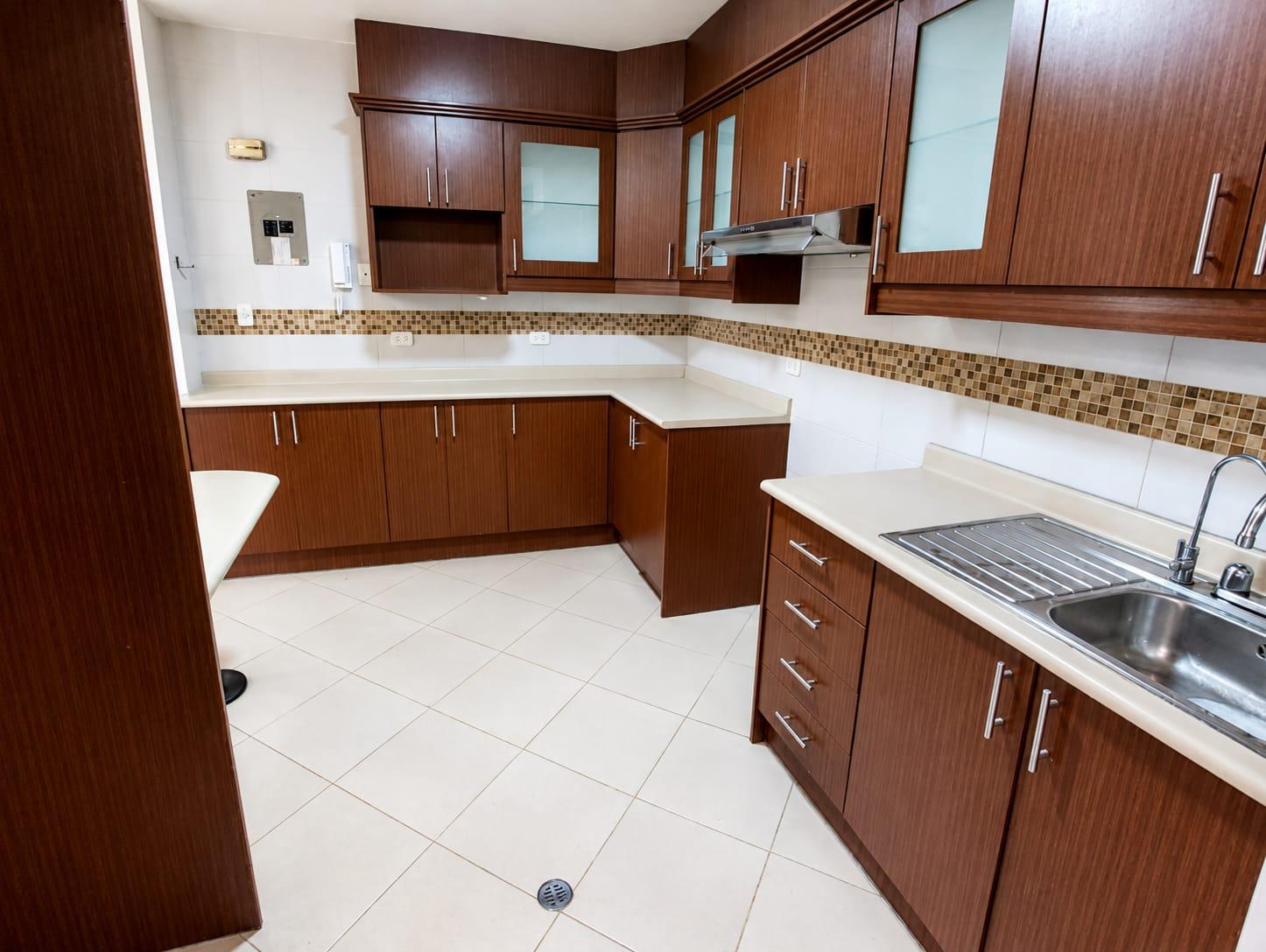 Casa en venta en Pichincha | Quito | Mitad del Mundo, Vendo Casa en Mitad del Mundo, San Antonio de Pichincha, Conjunto Portal del Oasis, 180 m²