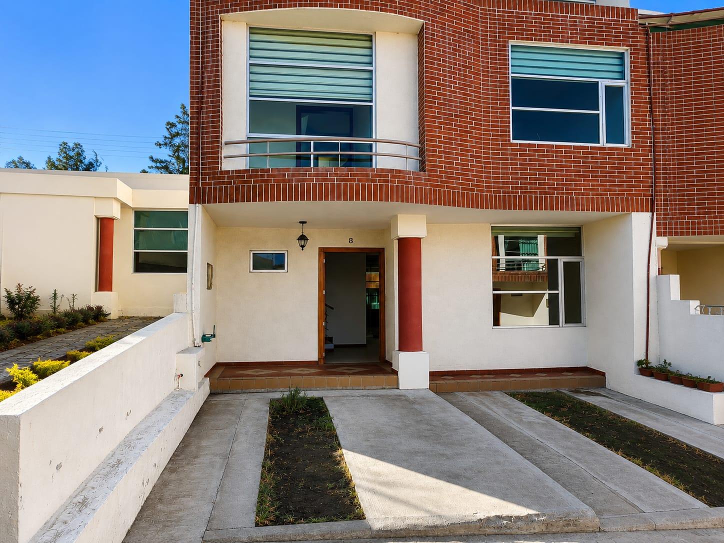 Casa en venta en Pichincha | Quito | Mitad del Mundo, Vendo Casa en Mitad del Mundo, San Antonio de Pichincha, Conjunto Portal del Oasis, 180 m²