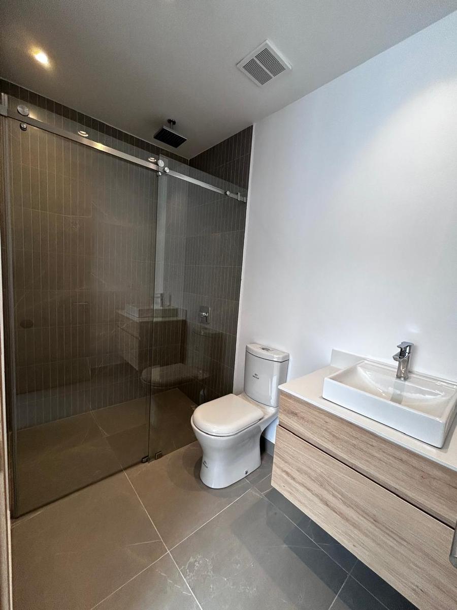 Departamento en venta en Pichincha | Quito | La Carolina, Republica y Eloy Alfaro, 101 m²