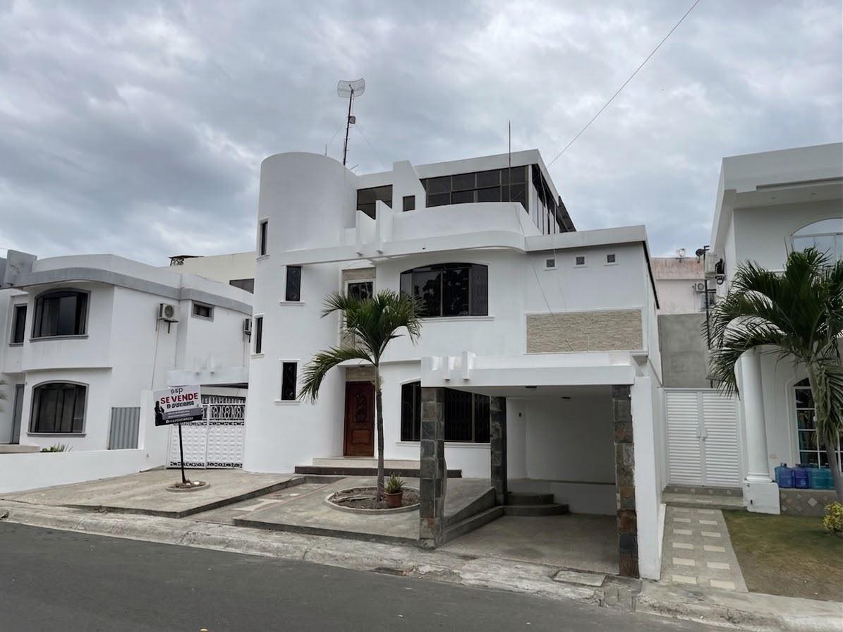 Casa en venta en Manabí | Manta | Sur de Manta, Manta Beach, 212 m²