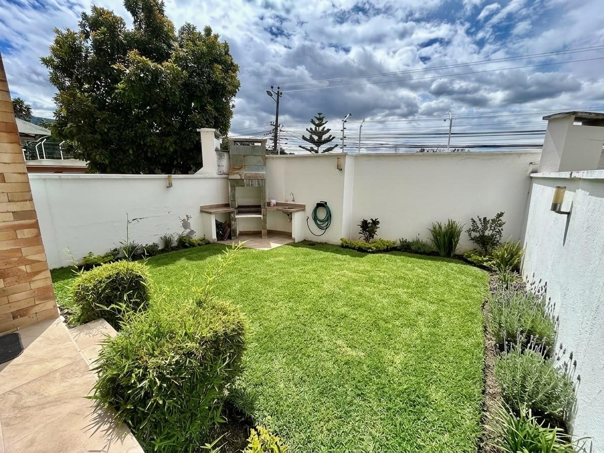 Casa en venta en Pichincha | Quito | Cumbayá, Marieta de veintimilla 1, 249 m²