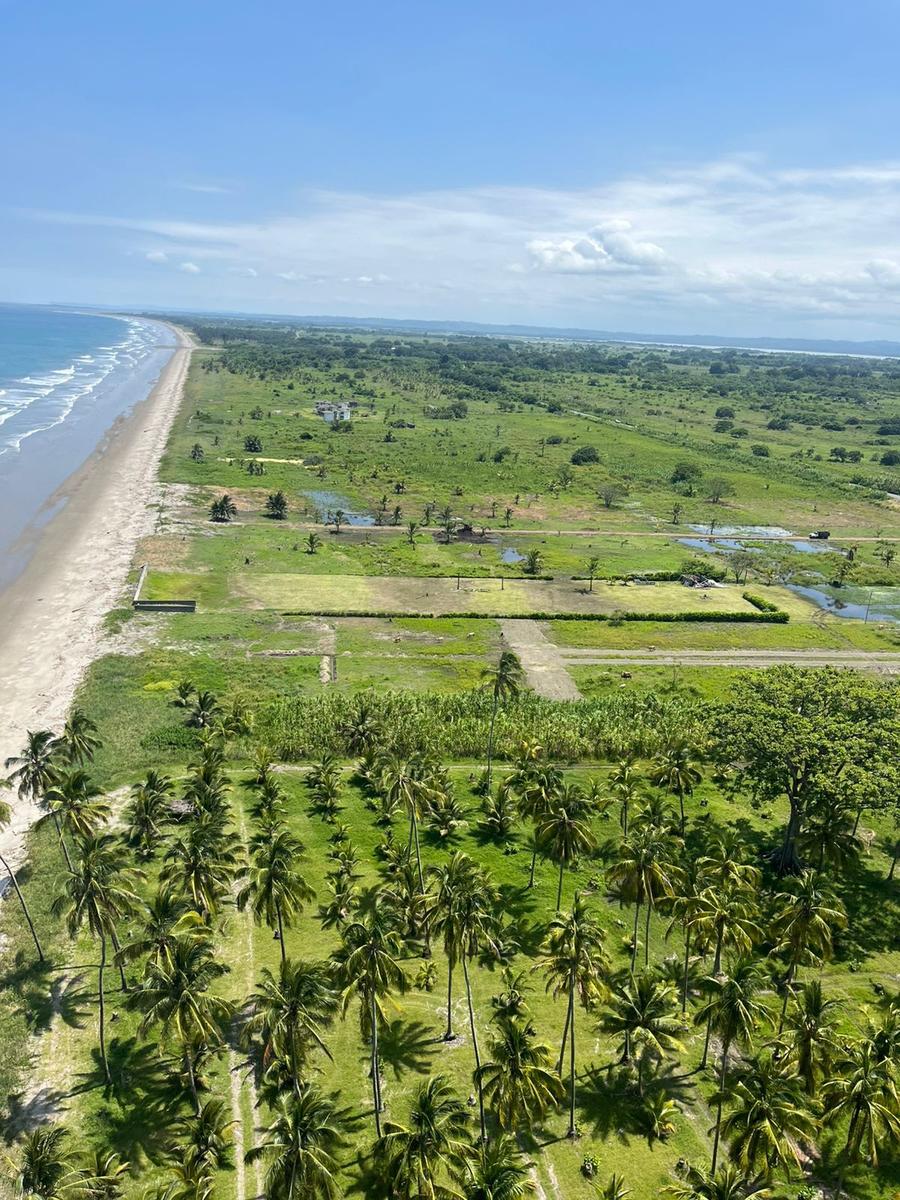 Terreno en venta en Manabí | Pedernales | Cojimíes, Vía Pedernales - Cojimíes