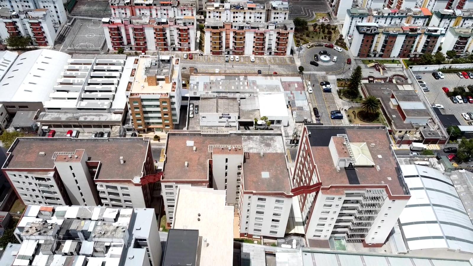 Terreno en venta en Pichincha | Quito | Jipijapa, TERRENO COMERCIAL EN VENTA | 2.085 m² | UDLA – AV. DE LOS GRANADOS | QUITO, 1600 m²