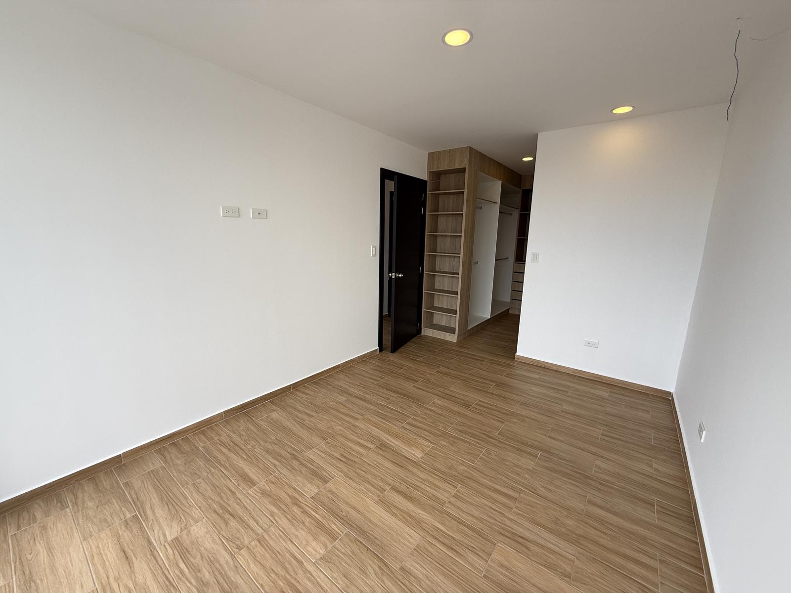 Departamento en alquiler en Pichincha | Quito | Tumbaco, La Ceramica, 81 m²