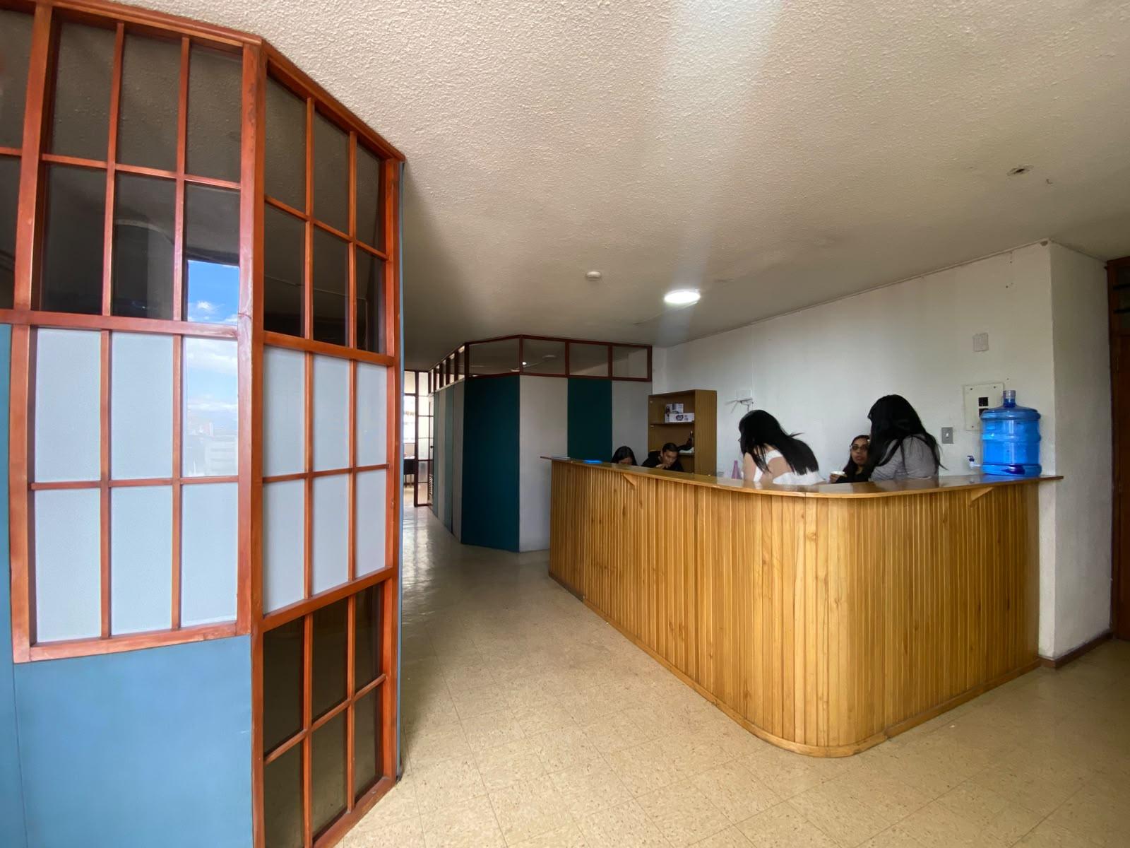 Oficina en venta en Pichincha | Quito | Centro de Quito, Juan Salinas y Santiago edificio Jacome frente al SRI, 87 m²