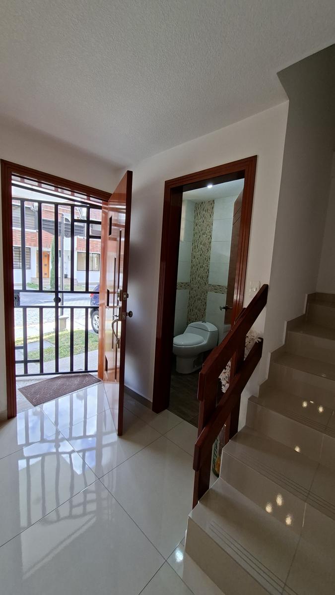 Casa en venta en Pichincha | Quito | Amaguaña, Amaguaña sector Rumiloma entre Conocoto y Sangolqui, 114 m²
