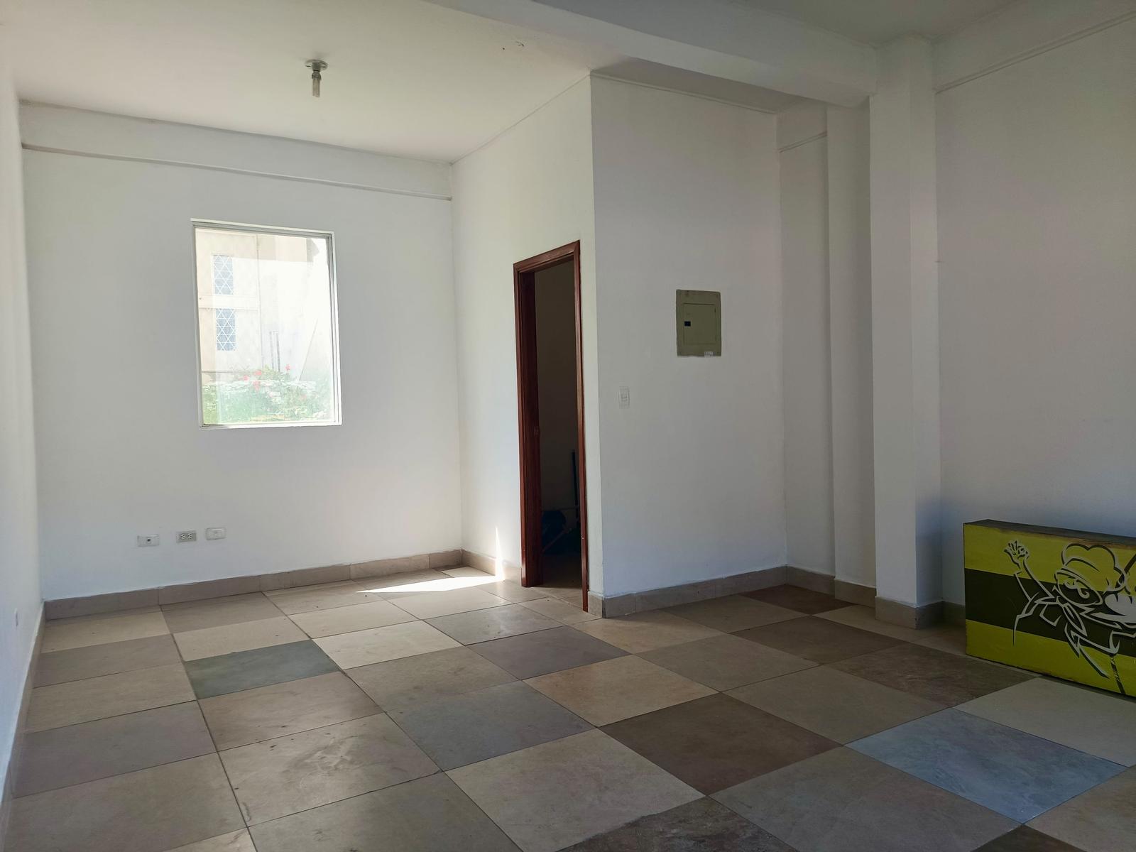 Local en venta en Pichincha | Quito | Pusuqui, Juan Pio Montufar Manzana No. 29, 27 m²